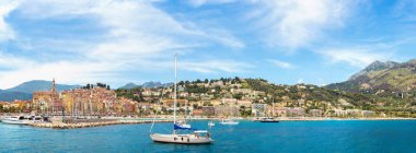 Menton üzerinde Beach'te Fransız Riviera