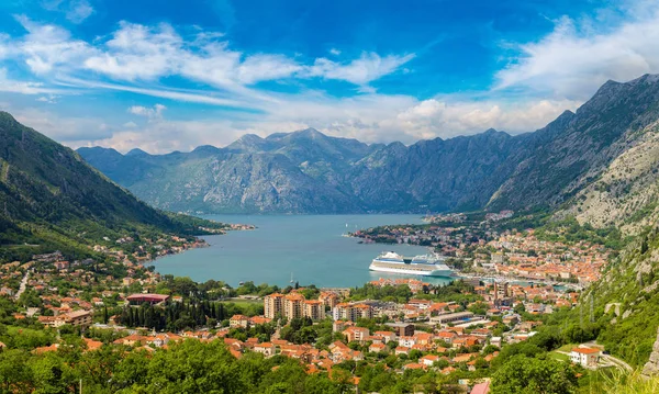 Panorama von Kotor in Montenegro — Stockfoto