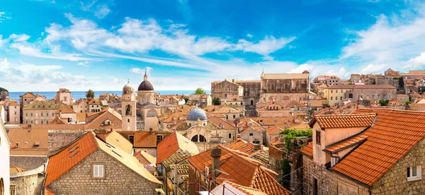 Panorama de la ciudad vieja Dubrovnik — Foto de Stock