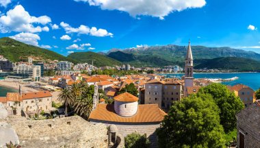 Budva'nın tarihi kent Panoraması