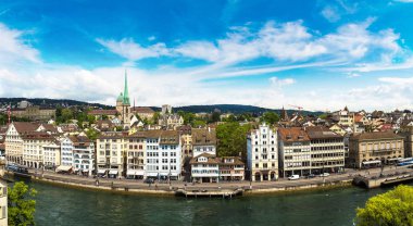Zürih'in panoramik havadan görünümü