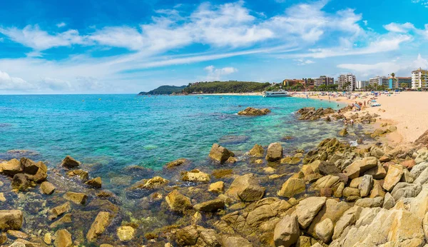 Rochers sur la côte de Lloret de Mar — Photo