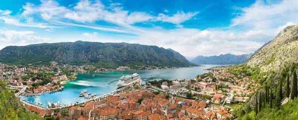 Panorama Kotoru w Czarnogórze — Zdjęcie stockowe
