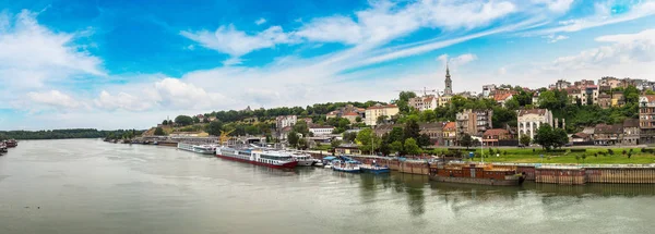 Paisaje urbano de Belgrado del río Sava — Foto de Stock