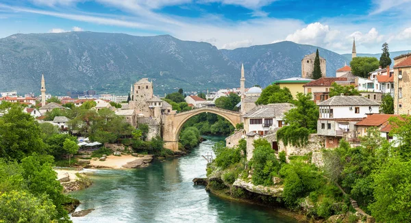 A velha ponte em Mostar — Fotografia de Stock