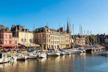  Fransa'da Honfleur Harbour 