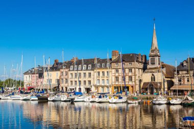  Fransa'da Honfleur Harbour 