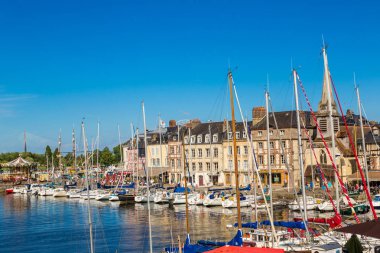  Fransa'da Honfleur Harbour 