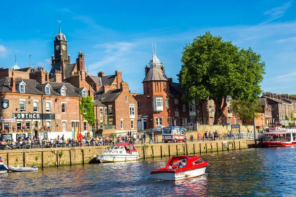 Folyón Ouse, York — Stock Fotó