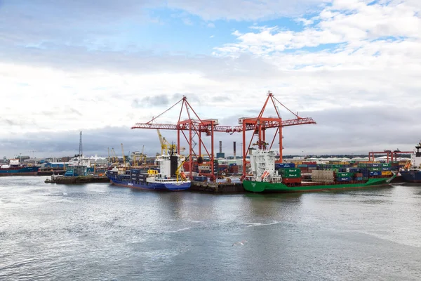 Puerto de Dublinin, Irlanda . — Foto de Stock