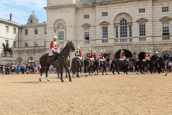 Royal Guards in Admiralty House in London — Stock Photo, Image