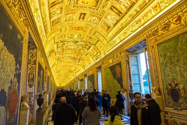 Vatican museum in Rome — Stock Photo, Image