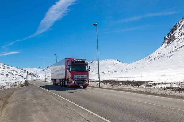 Paisagem de inverno na Noruega — Fotografia de Stock