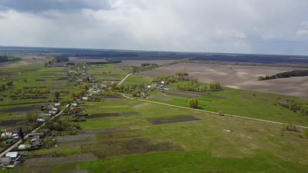 Съёмки с воздуха села в Украине — стоковое видео