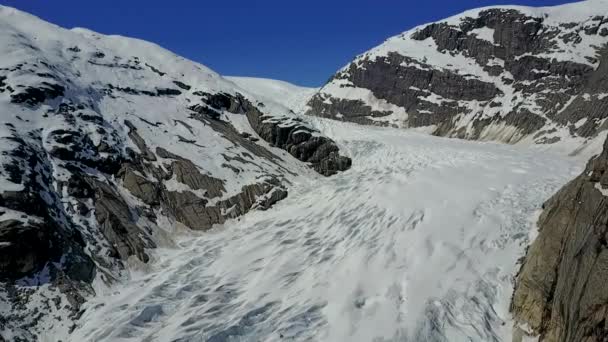 Norwegen an einem sonnigen Tag — Stockvideo