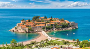 Budva'nın Sveti Stefan Adası