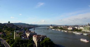 Şehir Budapeşte ile Tuna Nehri