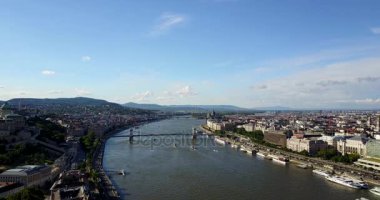 Şehir Budapeşte ile Tuna Nehri
