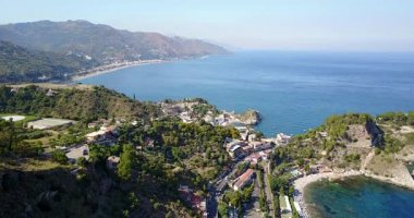 Şehir Adası Sicilya üzerinde Taormina plajları