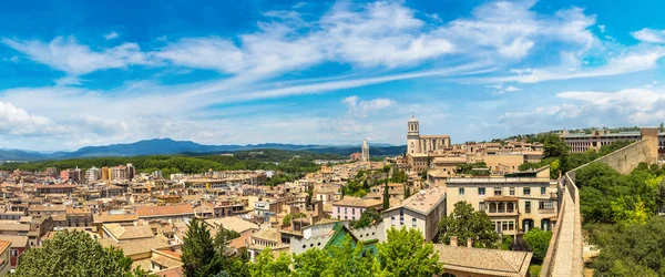 Girona és a híres katedrális — Stock Fotó