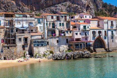Cefalu Sicilya Sandy beach