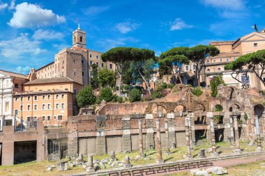 Forum Roma antik kalıntıları