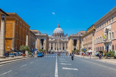 Bir yaz günü Vatikan'da