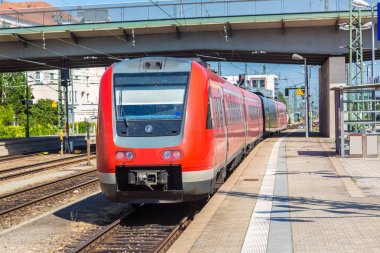 Münih Hauptbahnhof (Merkez İstasyonu)