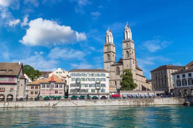 Zürih'te grossmunster Kilisesi