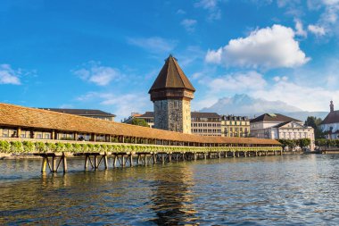 Ünlü Şapel köprüden Lucerne içinde