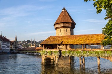 Ünlü Şapel köprüden Lucerne içinde