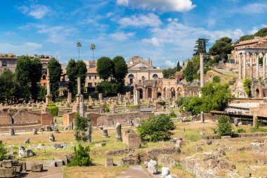 Forum Roma antik kalıntıları