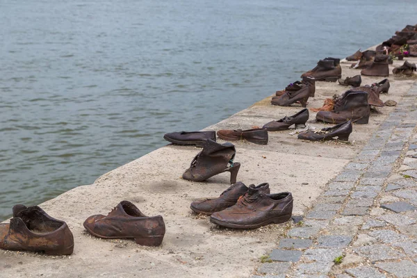 Pomnik buty w Budapeszcie — Zdjęcie stockowe