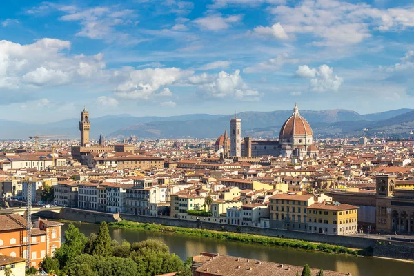 Панорамний вид на Флоренцію — стокове фото