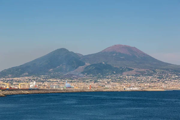 Napoli y volcán Vesubio — Foto de Stock