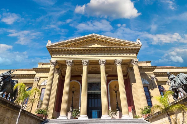 Massimo theatre in Palermo — 스톡 사진