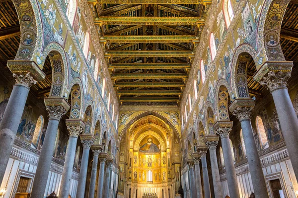 Catedral de Monreale na Itália — Fotografia de Stock