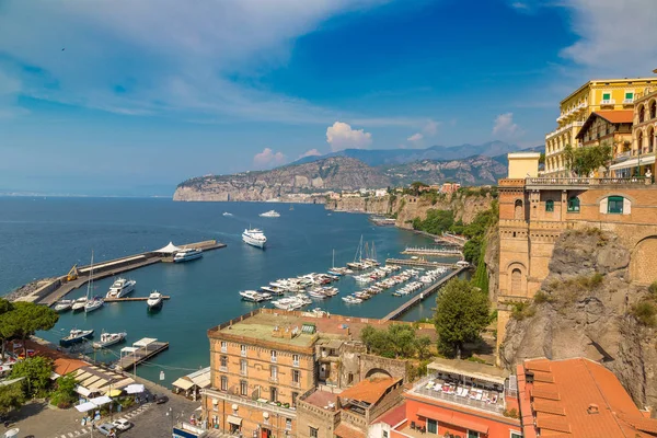 Sorrento sulla Costiera Amalfitana in Italia — Foto Stock