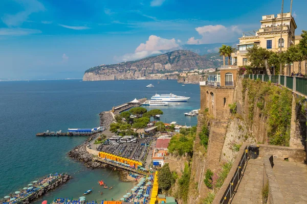 Sorrento sulla Costiera Amalfitana in Italia — Foto Stock