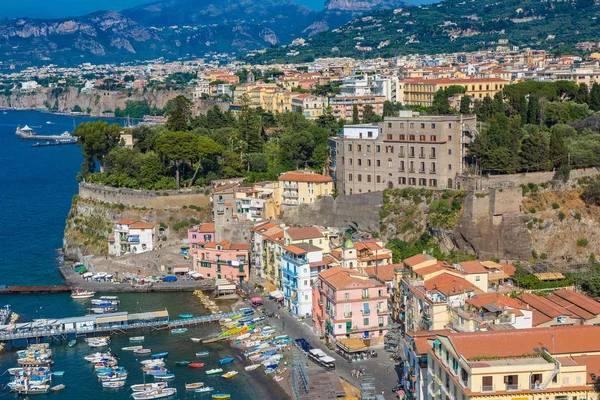 Sorrento sulla Costiera Amalfitana in Italia — Foto Stock