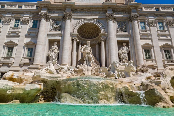 Roma 'daki Fountain di Trevi