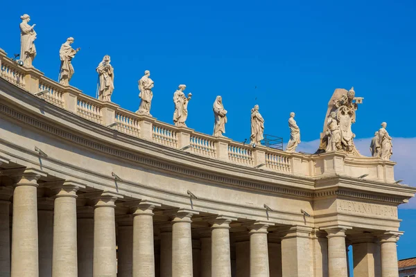 Plaza de San Pedro en el Vaticano —  Fotos de Stock