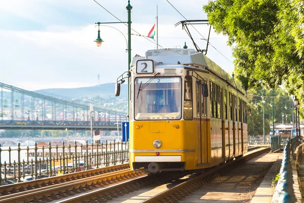 Budapeşte'Retro tramvay
