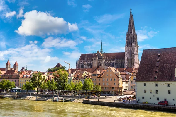 Catedral de Regensburg na Alemanha — Fotografia de Stock