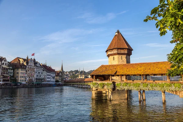 Ünlü Şapel köprüden Lucerne içinde