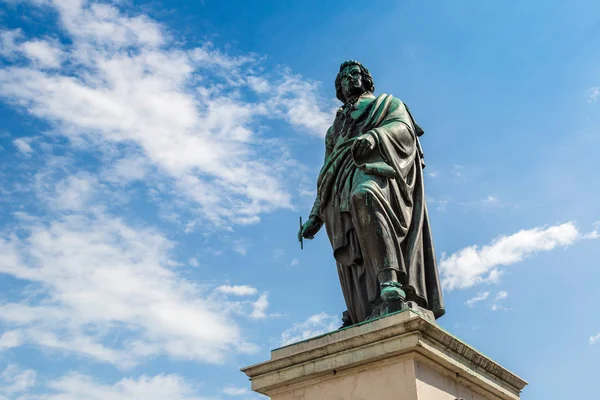 Statue of Mozart in Salzburg — Stock Photo, Image