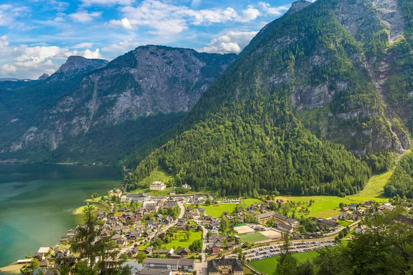 Avusturya Hallstatt kentinin panoramik görünüm