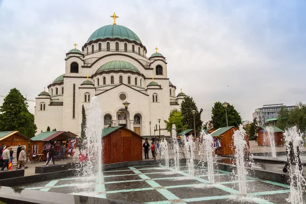 Iglesia ortodoxa de San Sava en Belgrado — Foto de Stock