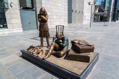 Skopje şehirde heykel