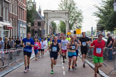 Amsterdam maraton, Hollanda